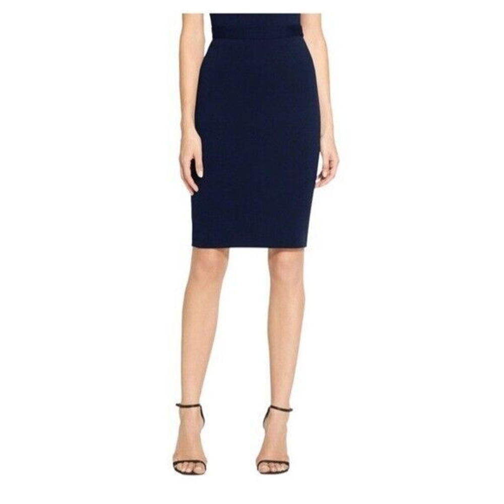 St John Basics Santana Knit Skirt Pencil Straight Navy Wool Blend Elasti…